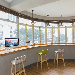 호스텔 체크인, 홍콩